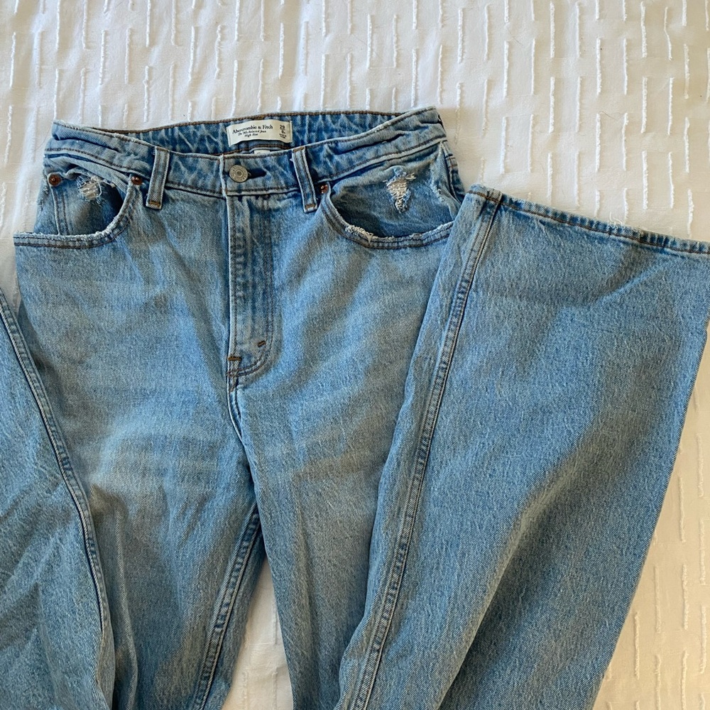Abercrombie Curve Love Wide Leg Jean